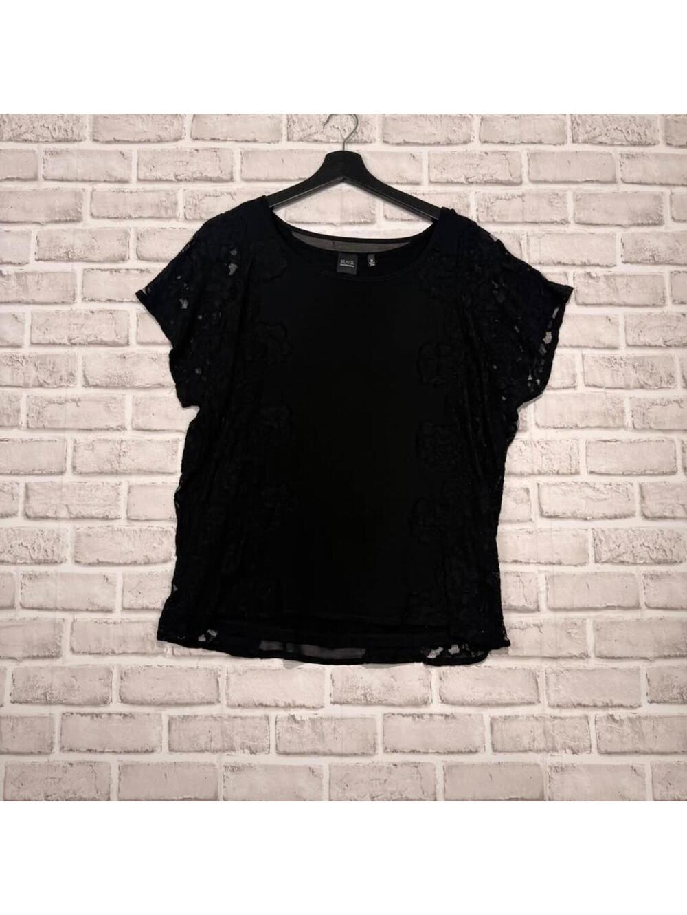 Black by Saks Fifth Avenue Short Sleeve Lace Trimmed Blouse Layered Women's‎ M